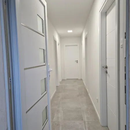 Z&m Apartment *